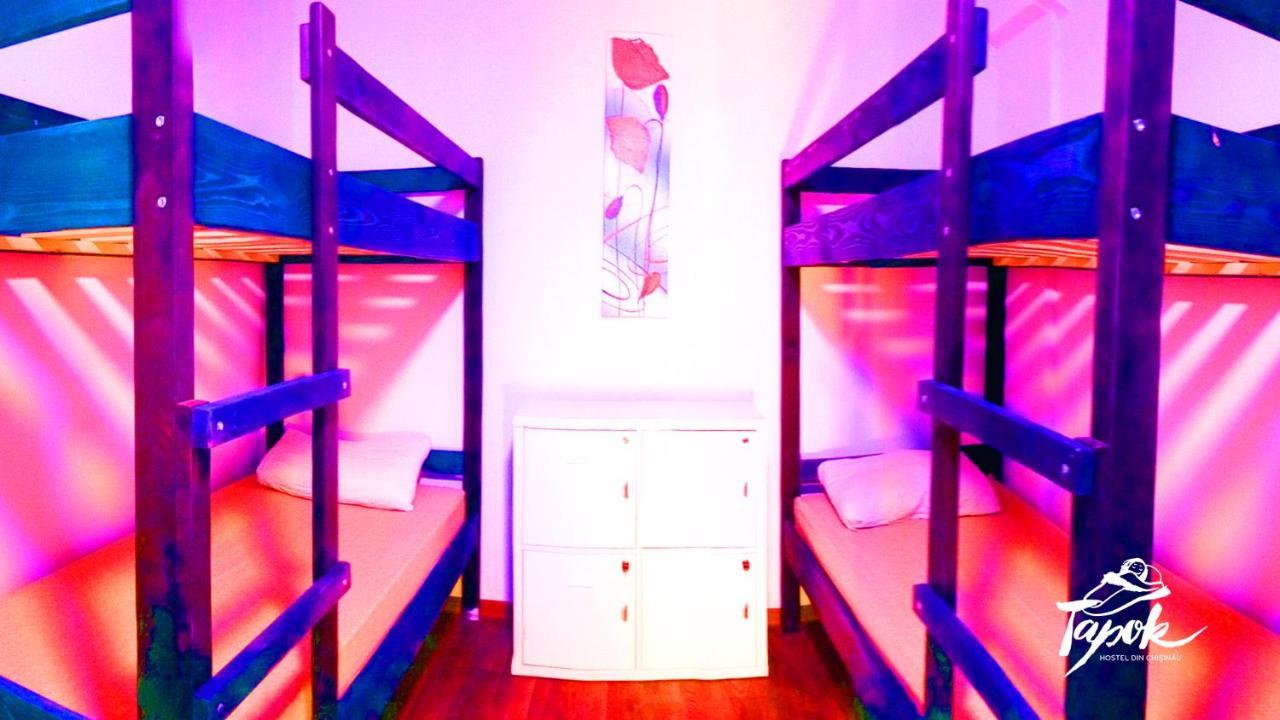 צ'יסינאו Tapok Hostel מראה חיצוני תמונה