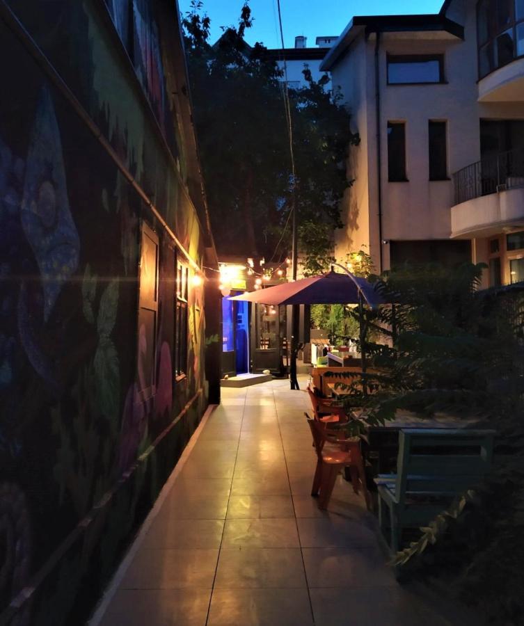 צ'יסינאו Tapok Hostel מראה חיצוני תמונה